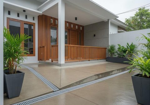 Desain Teras Rumah Tetap Kering saat Hujan. (Foto: AI)