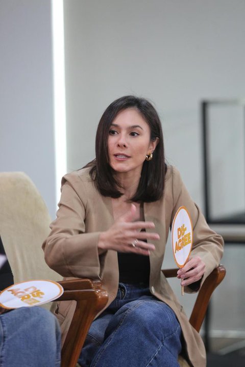 Sebagai pemain merangkap produser film Malam 3 Yasinan, Wulan Guritno ceritakan serunya berburu lokasi syuting yang pas hingga dapat rumah plus kuburan.