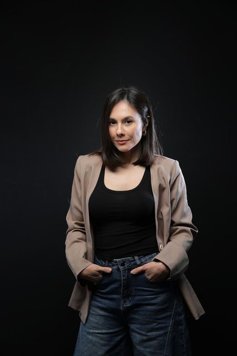 Sebagai pemain merangkap produser film Malam 3 Yasinan, Wulan Guritno ceritakan serunya berburu lokasi syuting yang pas hingga dapat rumah plus kuburan.