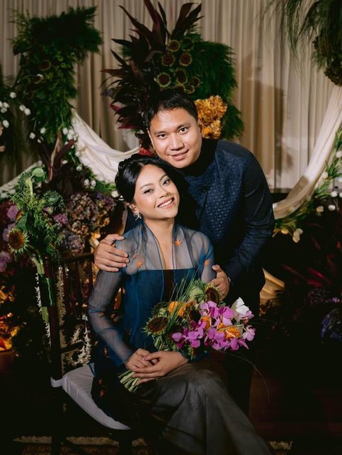 Sakina Tama, Putri Kedua Wishnutama saat dilamar kekasih. [@sakinatama]