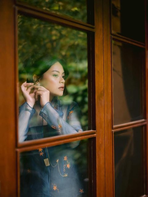 Sakina Tama, Putri Kedua Wishnutama saat dilamar kekasih. [@sakinatama]