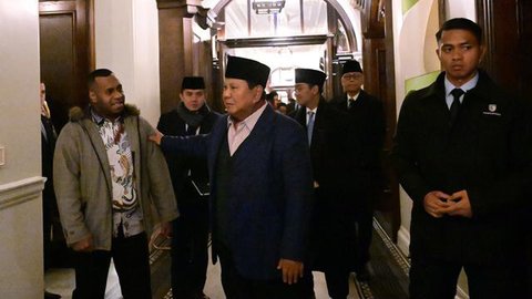 Presiden Prabowo Subianto tiba di London, Inggris, Minggu, 18 januari 2026 malam dalam rangka melakukan kunjungan kerja. Agenda tersebut bertujuan memperkuat hubungan bilateral dan kemitraan