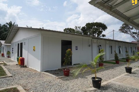 Kementerian PU tengah menyelesaikan tahap akhir pembangunan hunian sementara (huntara) di Kecamatan Karang Baru, Kabupaten Aceh Tamiang. (Foto: Kementerian PU)