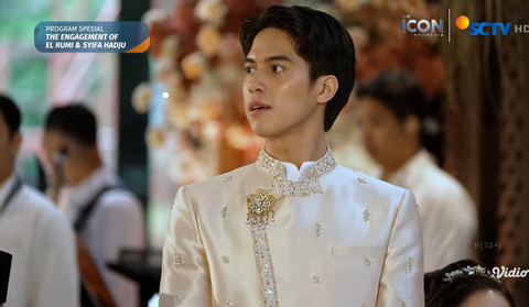 Lamaran El Rumi - Syifa Hadju. (SCTV)