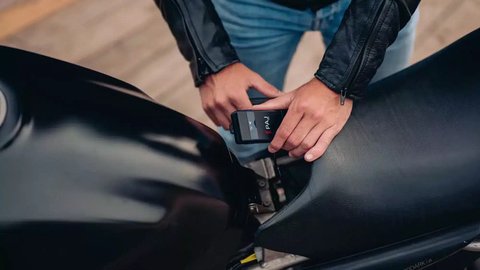 Ilustrasi maling motor (freepik.com)