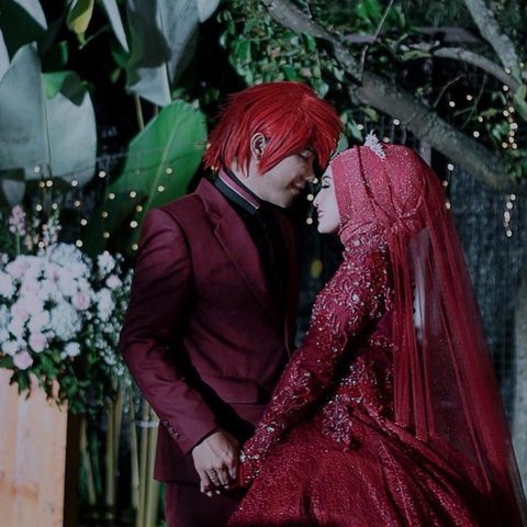 Potret kenangan Pesulap Merah dan istrinya sebelum meninggal dunia. [IG: @t__eun22]