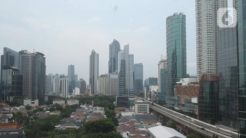 Sebelumnya, sampai 31 Agustus 2025, APBN mengalami defisit Rp 321,6 triliun. Realisasi itu setara dengan 1,35% terhadap Produk Domestik Bruto (PDB). (merdeka.com/Arie Basuki)