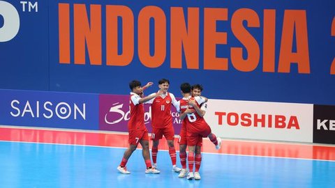 Selebrasi pemain Timnas Futsal Indonesia, Ardiansyah Nur selepas membobol gawang Kirgistan dalam laga kedua Grup A Piala Asia Futsal 2026 di Indonesia Arena, Kamis (29/1/2026). (Bola.com/M. I