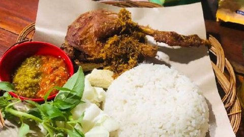 Rekomendasi Tempat Makan Ayam Rempah Enak di Jogja (Google Maps/Adityo Yudo Sembodho)