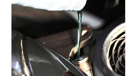 cara menghaluskan suara mesin motor matic Ilustrasi dibuat Stable Diffusion