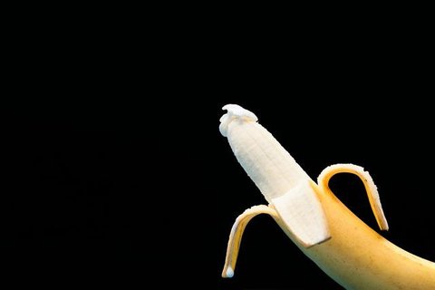 Ilustrasi pasien prosedur pembesaran penis. (dok. engin akyurt/Unsplash)