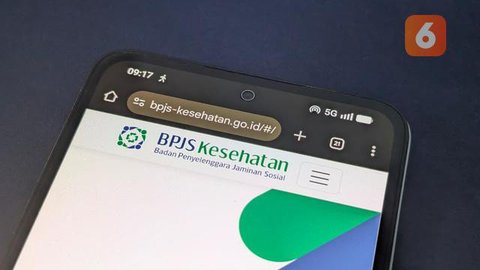 Sejumlah peserta BPJS Kesehatan saat mengurus administrasi di kantor pelayanan BPJS Kesehatan cabang Kota Depok. (Liputan6.com/Dicky Agung Prihanto)
