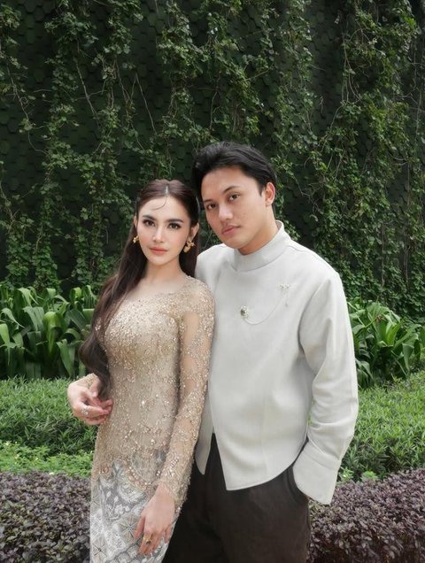 Model Kebaya Mahalini saat Kondangan (Instagram.com/@mahaliniraharja)