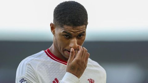 Pelatih MU, Amorim, mengungkapkan bahwa keputusan untuk memasukkan Rashford kembali ke dalam daftar pemain didasarkan pada kebutuhan tim saat ini, terutama mengingat terbatasnya opsi yang ter