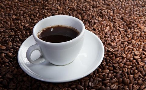Ilustrasi Mahasiswa Kerja Part Time Jadi Barista (freepik)