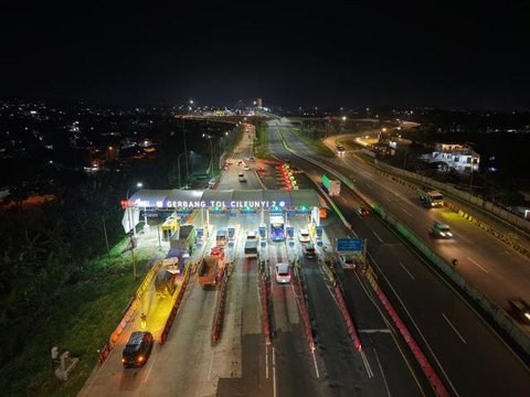 PT Jasamarga Metropolitan Tollroad Regional Division mencatat lonjakan volume lalu lintas dari Jakarta menuju kawasan wisata Puncak Bogor, melalui Gerbang Tol (GT) Ciawi 1 jelang libur Imlek.