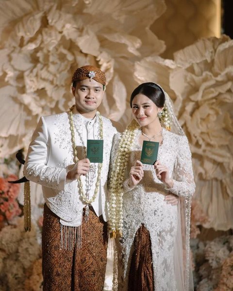 Al Ghazali dan Alyssa Daguise. (Foto: Instagram/alyssadaguise)