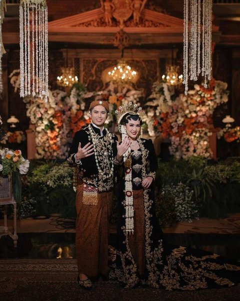 Al Ghazali dan Alyssa Daguise. (Foto: Instagram/alyssadaguise)