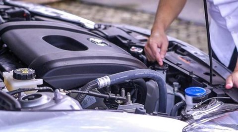 Mobil Jarak Tempuh Tinggi (Gemini AI)