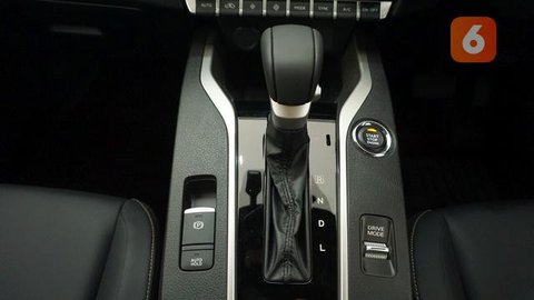 Mobil Jarak Tempuh Tinggi (Gemini AI)