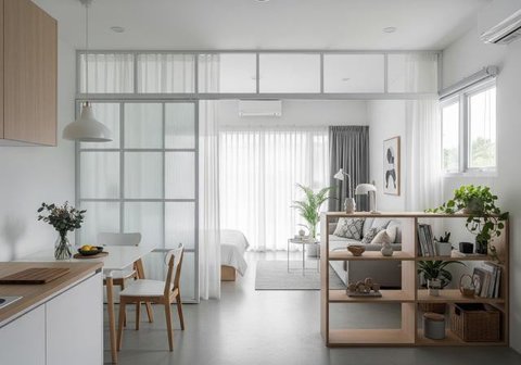 Ide Tata Ruang Rumah Kecil Tanpa Sekat dengan Pencahayaan Alam (Sumber: gemini.com)