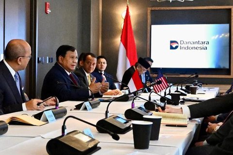 Presiden Prabowo Subianto bertemu dengan 12 pimpinan perusahaan investasi global disela-sela kunjungan kerja di Washington DC, Amerika Serikat (AS). (Biro Pers)