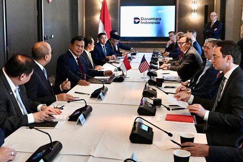 Presiden Prabowo Subianto bertemu dengan 12 pimpinan perusahaan investasi global disela-sela kunjungan kerja di Washington DC, Amerika Serikat (AS). (Biro Pers)