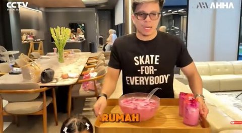 Potret Dapur dan Ruang Makan di Rumah Atta Halilintar (YouTube/The Atta Family)