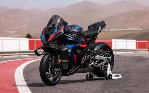 BMW M 1000 RR