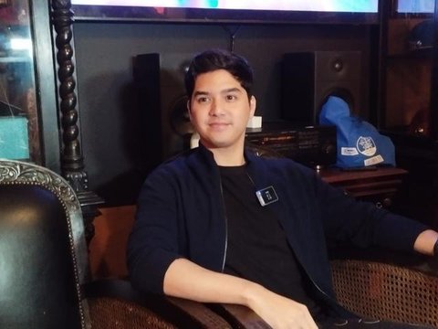 Hari Valentine tahun ini terasa begitu spesial bagi Syifa Hadju dan El Rumi.  [@syifahadju].