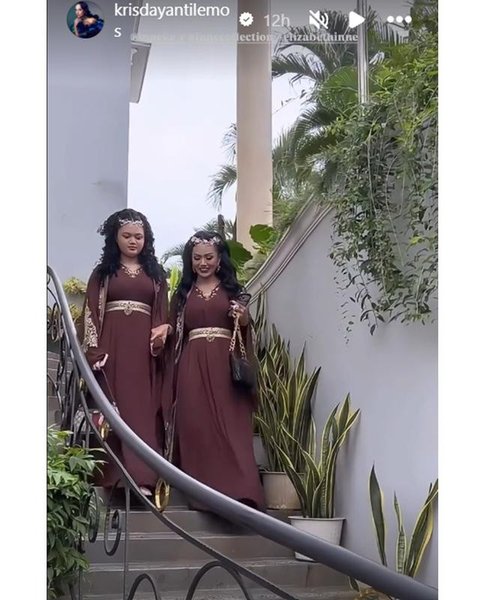 Potret keluarga besar Ameena di perayaan ultah ke-4. [IG: @genifaruk]