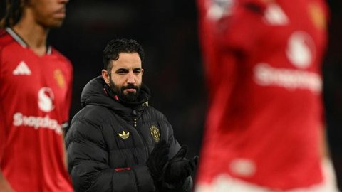 Pelatih Manchester United asal Portugal, Ruben Amorim, bereaksi di akhir pertandingan Liga Inggris antara Manchester United dan Wolverhampton Wanderers di Old Trafford, Manchester, barat laut Inggris, Rabu (31-12-2025) dini hari WIB. (Oli SCARFF/AFP)