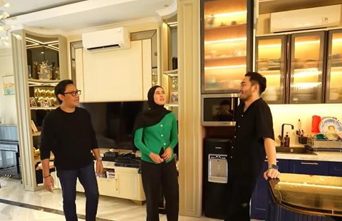 Potret Dapur Rumah Syahnaz Sadiqah dan Jeje Govinda/ Youtube Taulany TV
