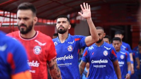 Arema FC dalam sesi persiapan tim di BRI Super League 2025/2026. (Dok. ileague.id)