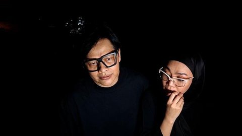 Armand Maulana melayat mendiang Vidi Aldiano. (M Altaf Jauhar/ Liputan6.com)