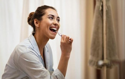 ilustrasi bau mulut (sumber: freepik)