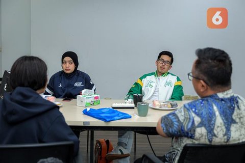 CEO Kelme Indonesia, Kevin Wijaya mengunjungi kantor Bola.com, di Gondangdia, Jakarta pada 11 Februari 2026 (Bola.com/Bagaskara Lazuardi)