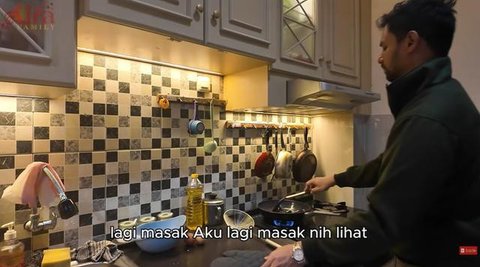 Potret Dapur Rumah Sederhana Lady Rara dan Aladull (youtube.com/@Aladull)