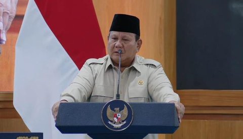 Presiden Prabowo Subianto saat memimpin sidang kabinet paripurna 1 tahun pemerintahan di Istana Negara Jakarta, Senin (20/10/2025). (Foto: Liputan6.com/Lizsa Egeham).