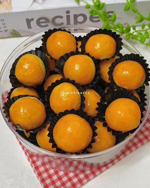 Nastar adalah salah satu kue kering yang sangat khas dan bisa dipastikan selalu hadir setiap kali Lebaran. Biasanya kue nastar isi selai nanas dan lain-lain. (Istimewa)