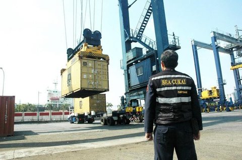 KPK resmi menetapkan enam orang sebagai tersangka kasus korupsi importasi Bea Cukai. Penyidik turut menyita barang bukti senilai Rp 40, 5 miliar. (Liputan6.com/Rifqy Alief Abiyya)