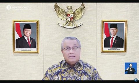 Gubernur BI Perry Warjiyo memberikan penjelasan kepada wartawan di Jakarta, Kamis (20/6/2019). RDG Bank Indonesia 19-20 Juni 2019 memutuskan untuk mempertahankan BI7DRR sebesar 6,00%, suku bu