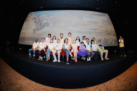 Trailer Pelangi di Mars diluncurkan pekan lalu dan disambut hangat pencinta sinema di Tanah Air dari sineas Hanung Bramantyo hingga Wamen Irene Umar. (Foto: Dok. Mahakarya Pictures)
