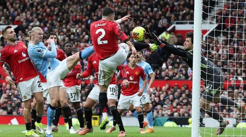 Mantan pemain Timnas Inggris, Wayne Rooney, bekerja untuk Channel 4 TV menjelang pertandingan persahabatan internasional antara Inggris dan Islandia di Stadion Wembley di London pada 7 Jun