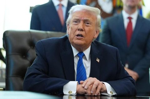 Presiden Amerika Serikat Donald Trump di Ruang Oval, Gedung Putih, Kamis (29/1/2026). (Dok. AP/Allison Robert)