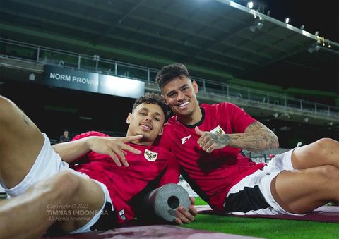 Winger Timnas Indonesia, Dean James saat melawan Lebanon pada FIFA Matchday di Stadion Gelora Bung Tomo, Surabaya, Senin (8/9/2025). (Bola.com/Abdul Aziz)