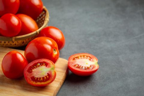penyebab asam urat tinggi Ilustrasi dibuat AI