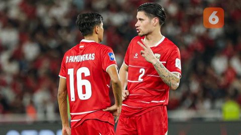 Pemain Timnas Indonesia, Dony Tri Pamungkas melakukan sepak pojok ke arah gawang St Kitts and Nevis dalam laga semifinal FIFA Series 2026 di Stadion Utama Gelora Bung Karno (SUGBK), Senayan,