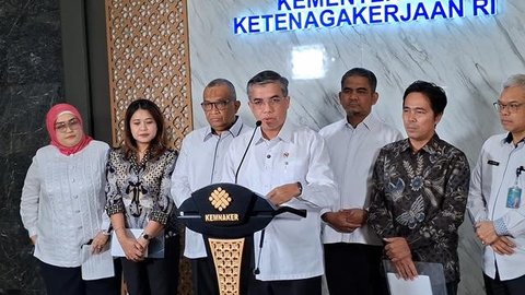 Menteri Ketenagakerjaan Yassierli saat Konferensi Pers di Kantor Kemnaker, Jakarta, Rabu (1/4/2026). (Foto: Liputan6.com/Arief RH)