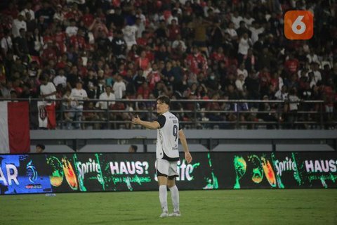 Pemain Timnas Indonesia, Mauro Zijlstra, mengikuti sesi latihan terpisah di Stadion Madya, Komplek Gelora Bung Karno, Jakarta, Minggu (29/3/2026). (Bola.com/M Iqbal Ichsan)